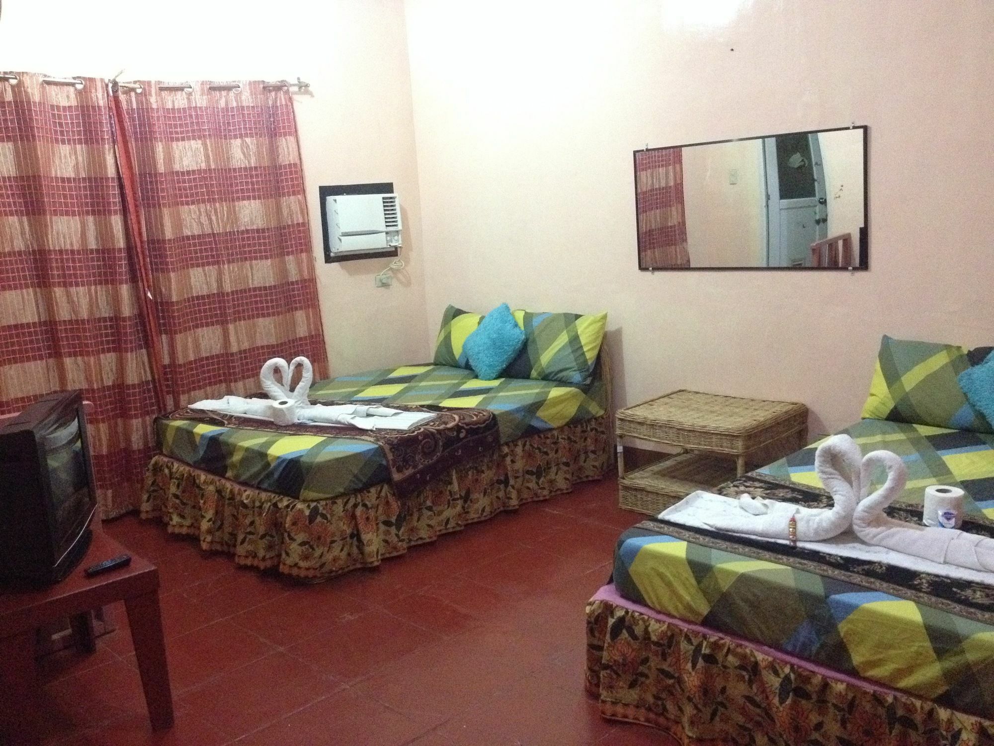 Lagrosa Backpackers Hotel Coron Bagian luar foto