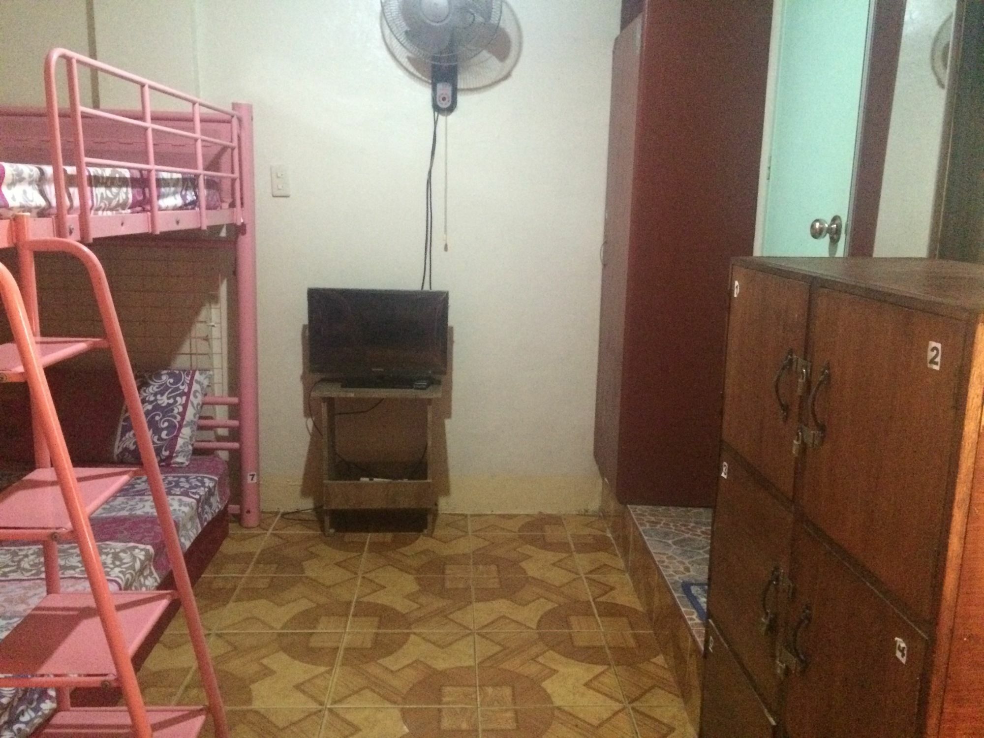 Lagrosa Backpackers Hotel Coron Bagian luar foto