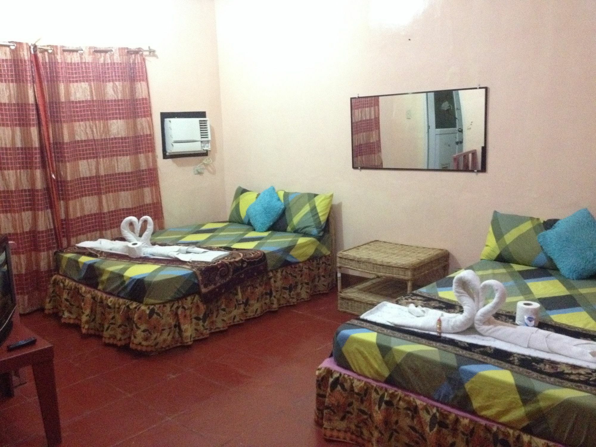 Lagrosa Backpackers Hotel Coron Bagian luar foto