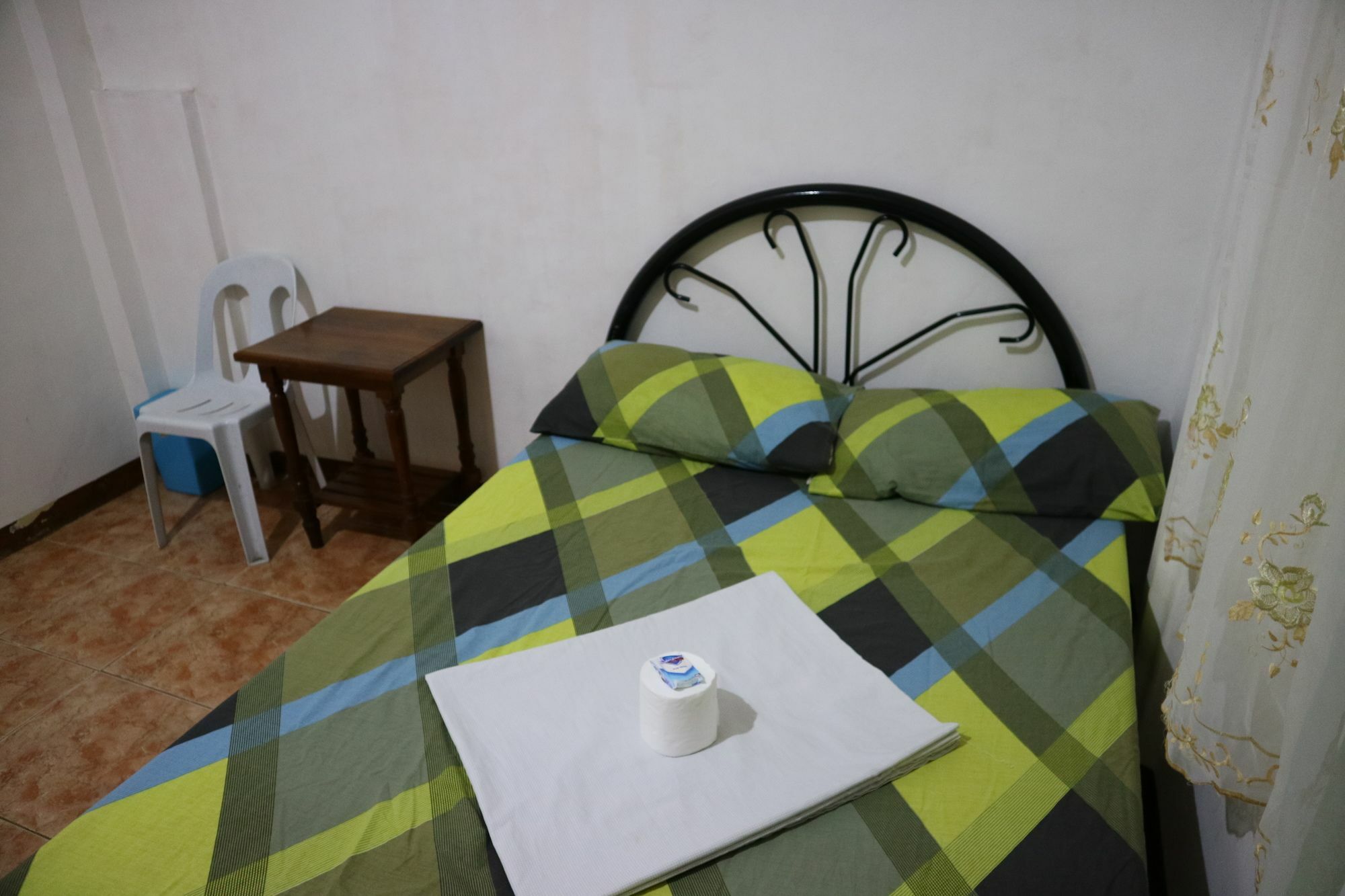 Lagrosa Backpackers Hotel Coron Bagian luar foto